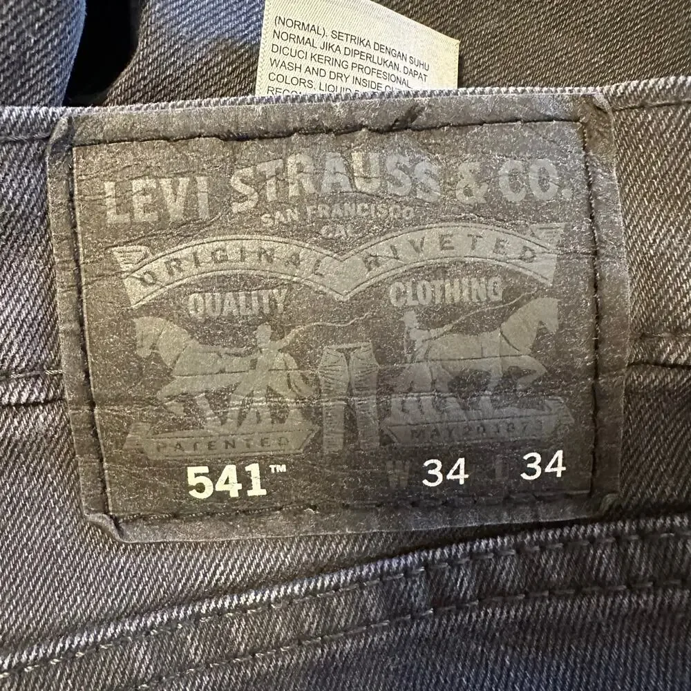 LEVI'S Men's 541 Athletic Taper Fit Jeans Size 34X34 In Black